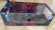 1:18 Batmobil + figurka Movie The Batman 2022 black Jada Toys, metalowy