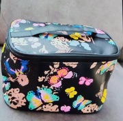 Kosmetyczka  kuferek