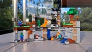Lego Minecraft 21147 Przygody na skale macierzystej