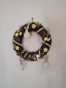 Wianek wielkanocny z mchu w stylu naturalnym 