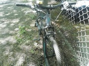 Rower z aluminiowa rama, 24cale, uszkodzony