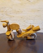 MOTOR drewniany kolekcjonerski  rzeźba stara lata 90- te zabawka 