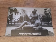 stare zdjęcie kołobrzeg pomnik sanitariuszki pamiątka prl