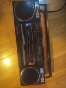 Zabytkowe radio Sanyo 