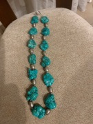 korale turkusy okazale