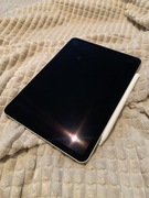 Apple iPad Air 10.9 5gen 256gb Księżycowa Poświata 