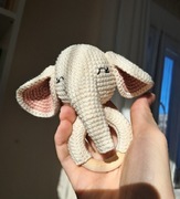 Grzechotka na szydełku, Grzechotka słonik, rękodzieło 