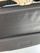 Roleta do bagażnika VWT5