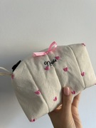 Kosmetyczka dwustronny haft serca