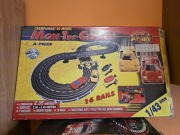 ARTIN Elektryczny tor wyścigowy Mon 1er circuit ósemka 2.35 metra 