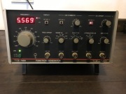 Generator Toellner TOE 7404