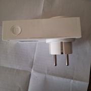 Rozgałęźnik złodziejka  z  2 xUSB. Wi - Fi 