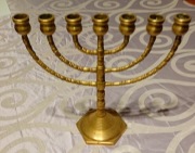 Świecznik mosiężny menora