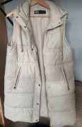 Kamizelka, beżowa, imitacja skóry, XS 34 Zara beżowa