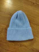 Błękitna niebieska czapka z angory Maremik