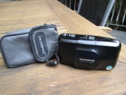 APARAT OLYMPUS MJU  ZOOM    CZARNY