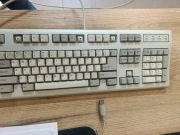 klawiatura retro do starego kompa din 486 pentium II