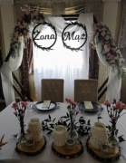 Drewniany heksagon Ścianka Plener Tło za MłodąParą