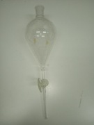 Rozdzielacz szklany gruszkowy 500 ml 