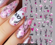 Samoprzylepne naklejki na paznokcie 