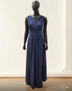 Długa suknia wieczorowa 