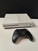 Xbox One S 500gb + 1 Pad
