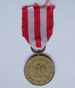 Medal ZWYCIĘSTWA i WOLNOŚCI - 2 typ - CARITAS