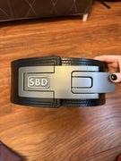 Pas do trójboju SBD