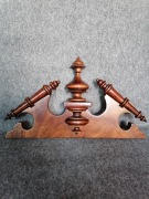 Ładna koronka z jedną sterczyną... 