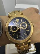 Zegarek Versace w kolorze złota