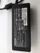 Zasilacz Toshiba SADP-75PB 15 V / 5A + kabel zasilający
