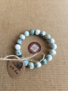 Recznie robiona bransoletka z kamieni agatu