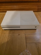 Xbox one S + 2 pady + 2gry