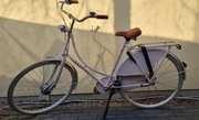 Rower miejski Gazelle classic R3 Rose mat