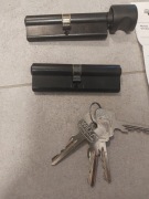 Wkładki zamek Wilka 50/50 z gałką kolor czarny