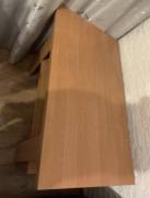 Stół do pokoju w kolorze Olcha