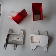 ZAŚLEPKI HALOGENÓW BMW E30 L+P 51711979321/322