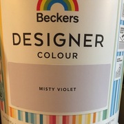 Farba do scian i sófitów 