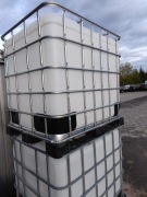 Mauzer 1000L na podstawie plastikowej lub metalowej 