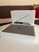 MacBook Pro 13" (A2159) – 16GB RAM / 256GB SSD