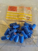 Kondensator Elektrolityczny UNITRA ELWA osiowy 22 uF 63 V