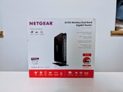 Router NetGear N750, komplet z pudełkiem, pasma 2,4 GHz i 5 GHz