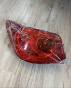 Lewa tylna lampa Infiniti Q50 (wersja europejska)