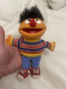 Oryginał maskotka Sezame Workshop, Ernie Ulica Sezamkowa