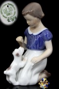 Royal Copenhagen B&G Dziewczynka z psem figur 13cm