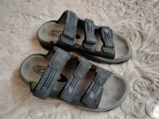 Clarks ActiveAir klapki skórzane na rzepy , rozm 8/42/27cm, Stan BDB