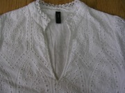 YAS BLUZKA Z HAFTEM ANGIELSKIM ROZ.S