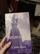 Nieziemska Cynthia Hand