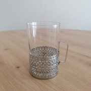 szklanka w koszyczku PRL 