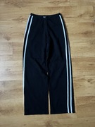 Czarne dresy baggy By O La La M szerokie nogawki